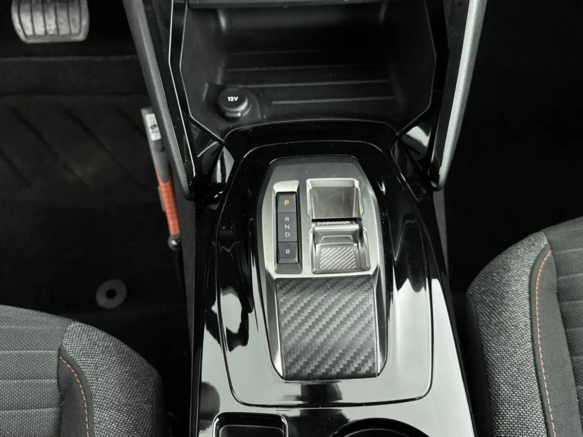 Active Pack 50kWh | 1ste eigenaar | ACCU 95% | Stoelverwarming | LED lampen | Parkeersensoren | Navigatie | AUTOMAAT
