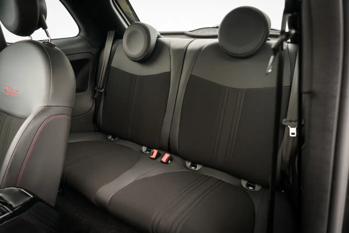 1.0 Hybrid Sport | Panoramadak | 34.079 Km! | Sportstoelen | PDC | Cruise Control