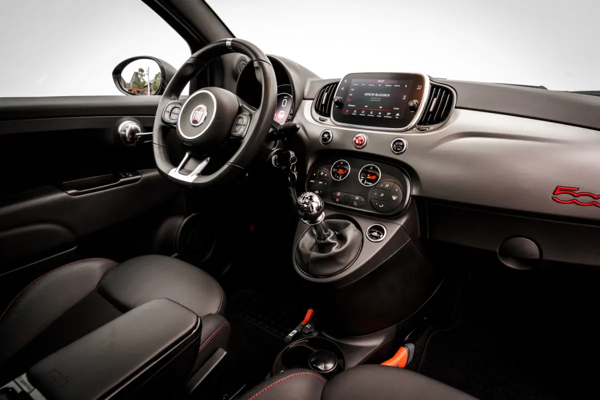 1.0 Hybrid Sport | Panoramadak | 34.079 Km! | Sportstoelen | PDC | Cruise Control