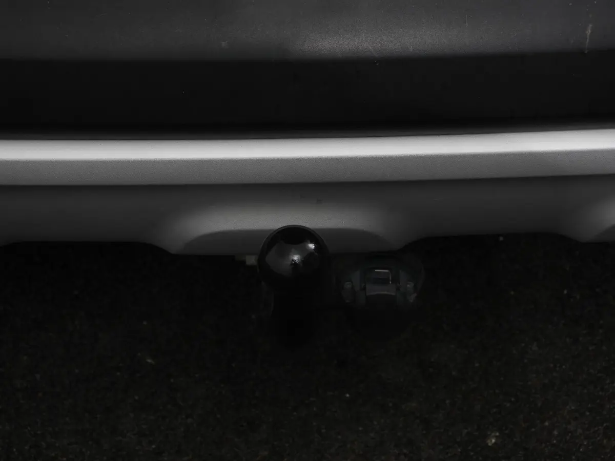 1.3 TCe Intens Automaat Climate control, Navigatiesysteem, Achteruitrijcamera LM velgen Trekhaak