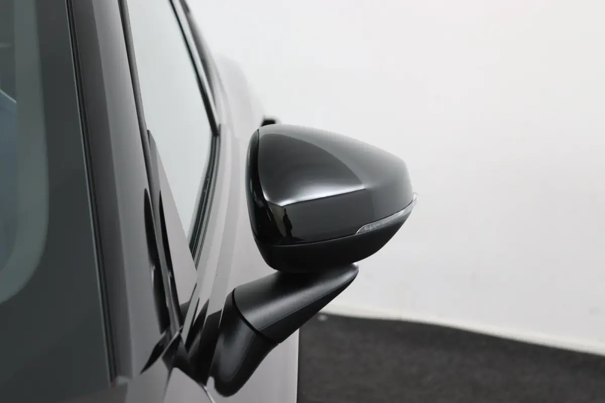 P3 Long Range Plus Europa 69 kWh | Snel Leverbaar | Stoelverwarming | Harman/Kardon | Stuurverwarming |