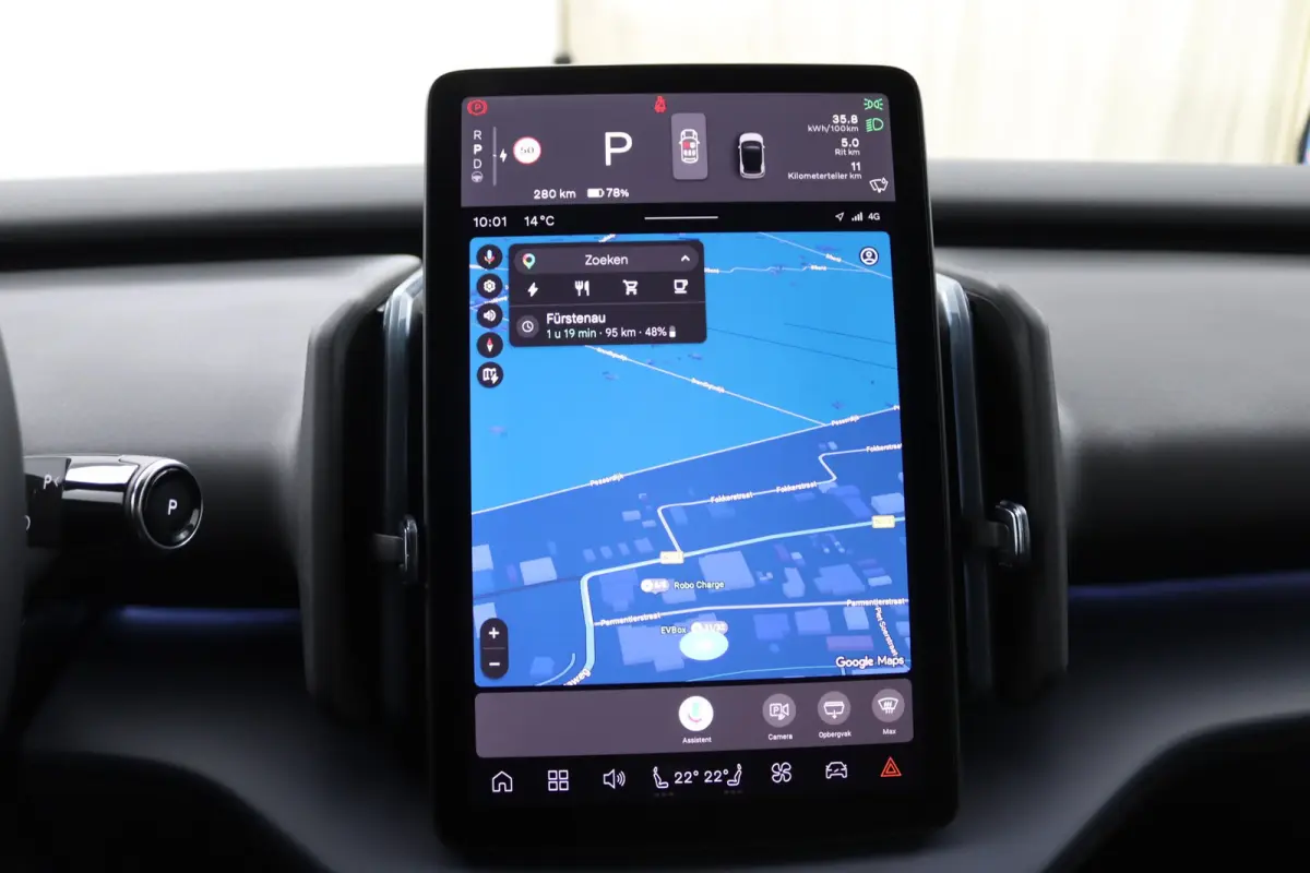 P3 Long Range Plus Europa 69 kWh | Snel Leverbaar | Stoelverwarming | Harman/Kardon | Stuurverwarming |
