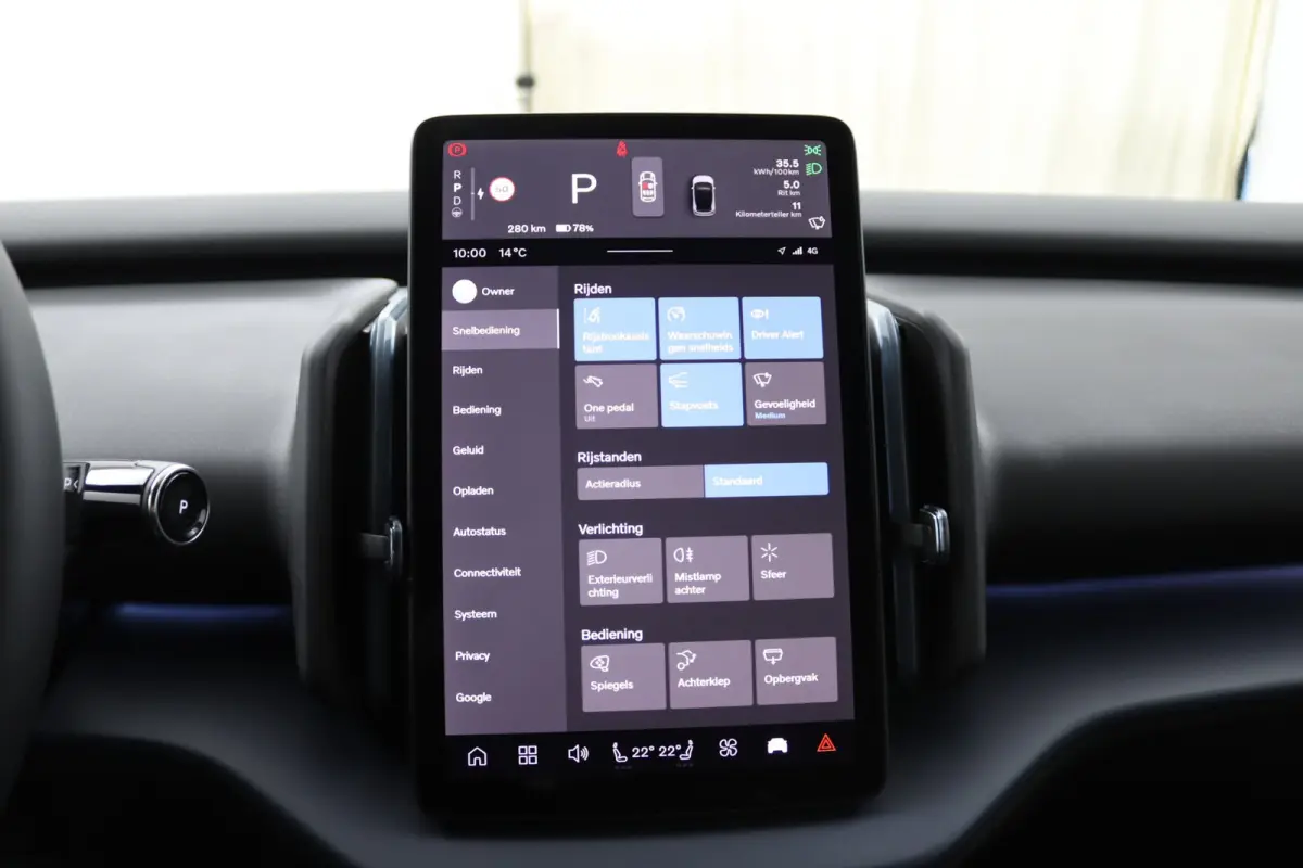 P3 Long Range Plus Europa 69 kWh | Snel Leverbaar | Stoelverwarming | Harman/Kardon | Stuurverwarming |