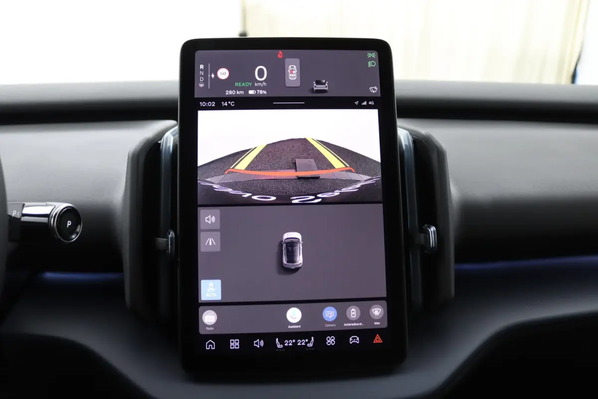 P3 Long Range Plus Europa 69 kWh | Snel Leverbaar | Stoelverwarming | Harman/Kardon | Stuurverwarming |