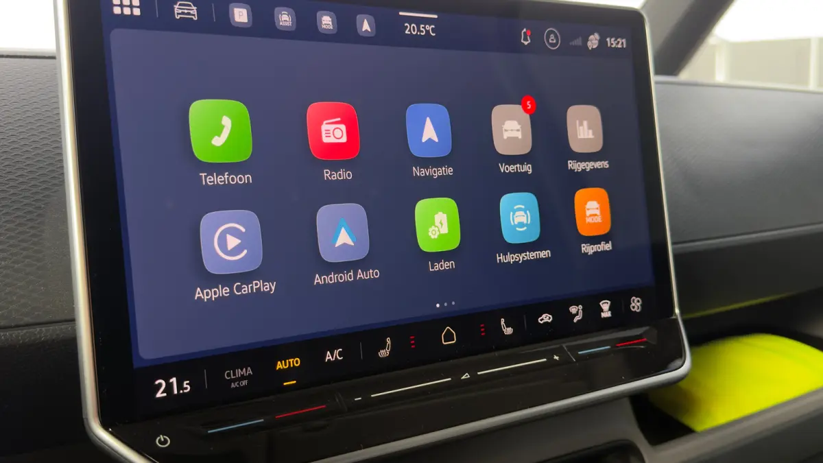 4-Motion Bulli Limited Edition | 'App-Connect' draadloze smartphone integratie | 3 stoelen | Achterdeur zonder ruituitsparing