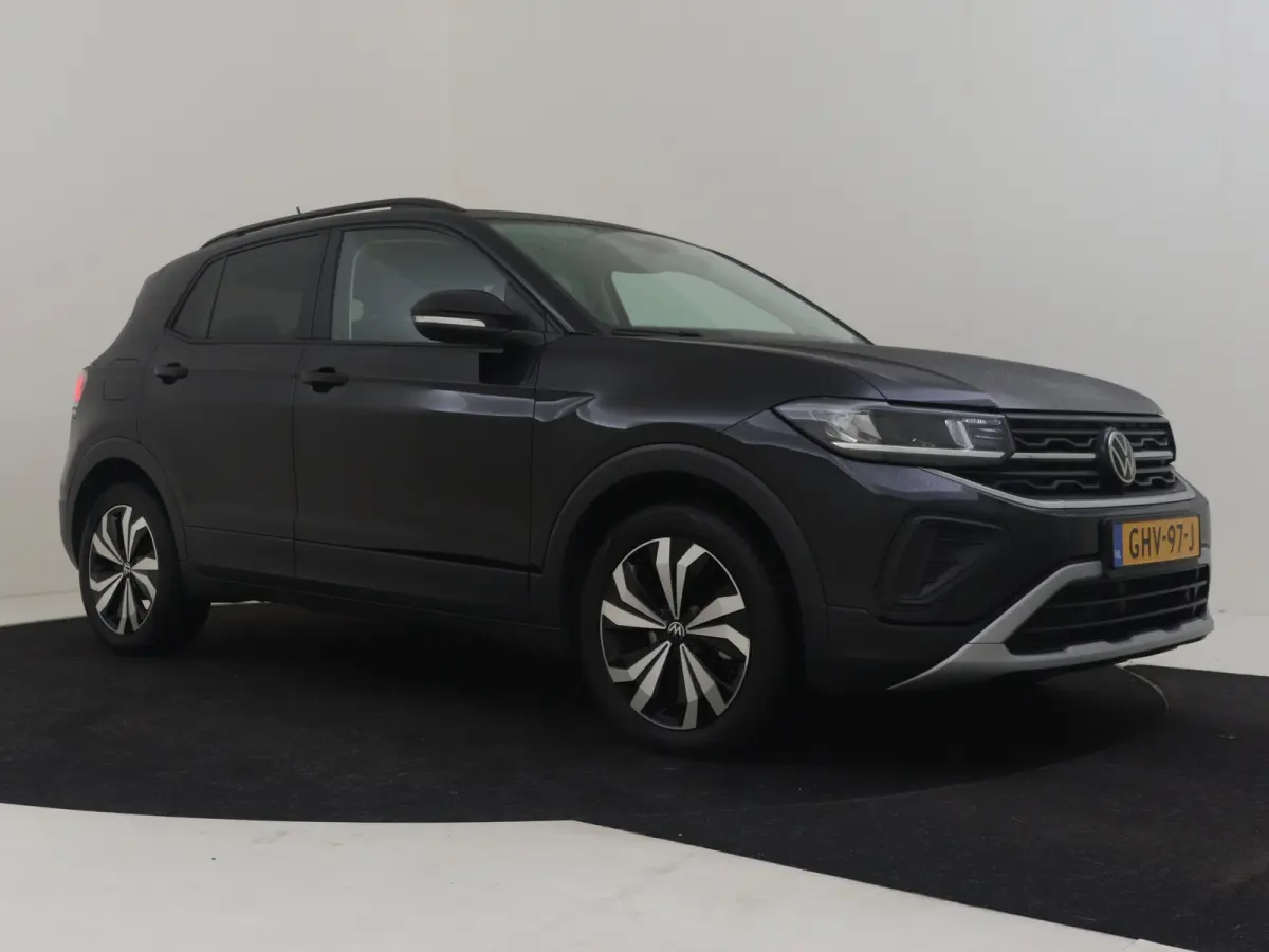 1.0 TSI Life Edition 115 PK | Achteruitrijcamera | Apple Carplay Android Auto | Keyless entry/start | Stoelverwarming | Navigatie | LED | DAB | 17"LMV
