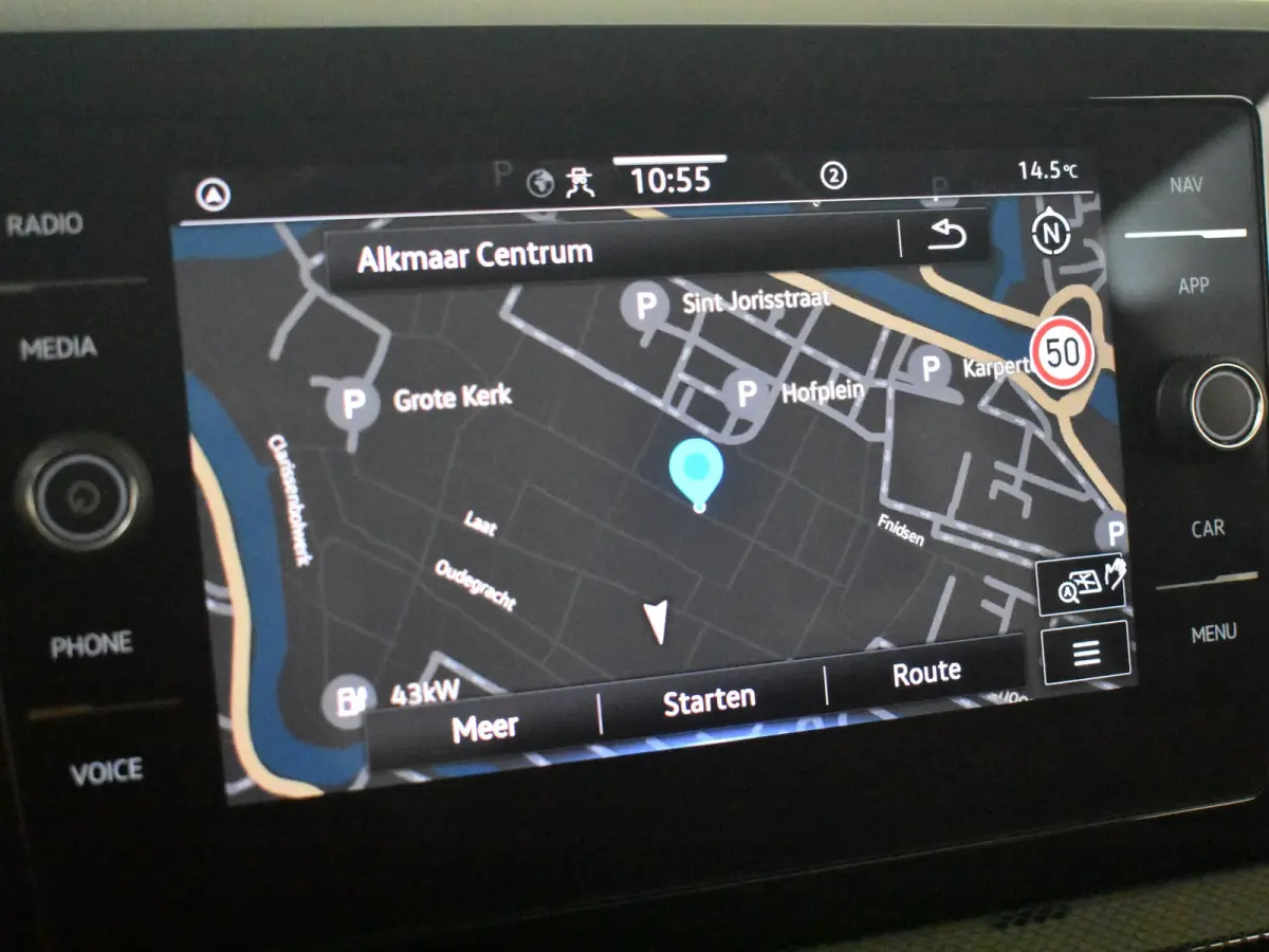 1.0 TSI Life Edition 115 PK | Achteruitrijcamera | Apple Carplay Android Auto | Keyless entry/start | Stoelverwarming | Navigatie | LED | DAB | 17"LMV