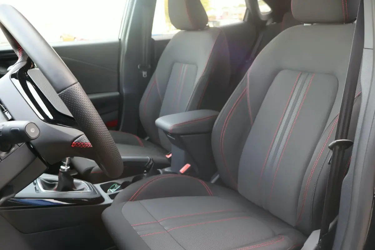 1.0 EcoBoost ST-Line | Voorraad! | Winterpack | Camera | Elektrische Achterklep | Cruise Control | Navigatie | Reservewiel | Climate Control |