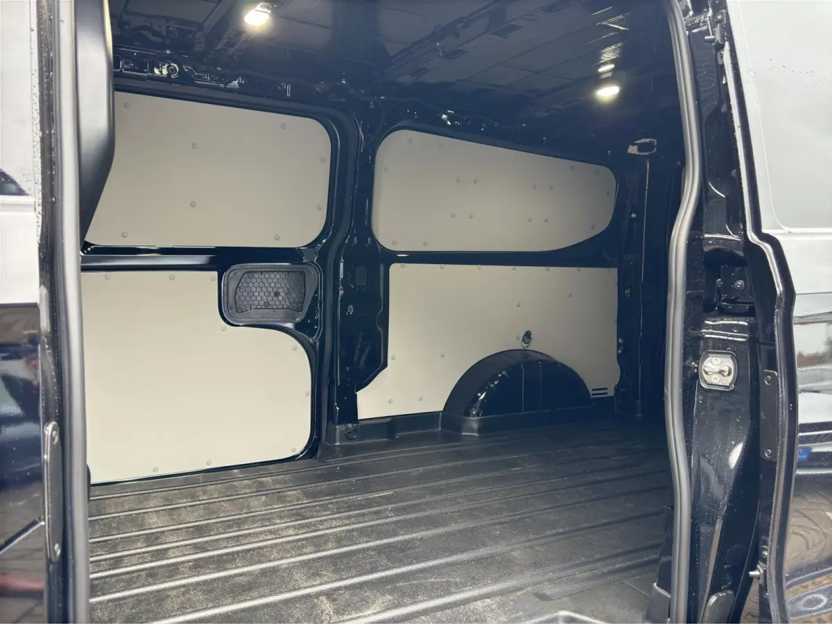 340 L2H1 Sport 71 kWh 218PK 2 x Schuifdeur | 360gr Camera | 19" Velgen | BLIS