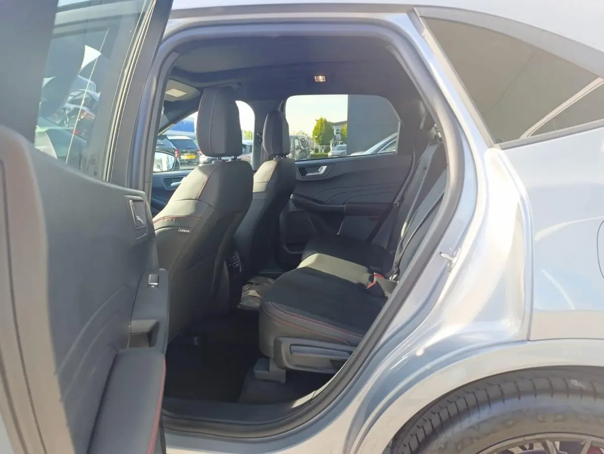 2.5 PHEV ST-Line X | VOORRAAD! | Black Pack | Panodak | Elek. trekhaak | Adaptive Cruise | AGR stoelen met memory | Stoel/stuur voorruitverwarming | B&O Audio | Dodehoekdetectie | Elek. klep