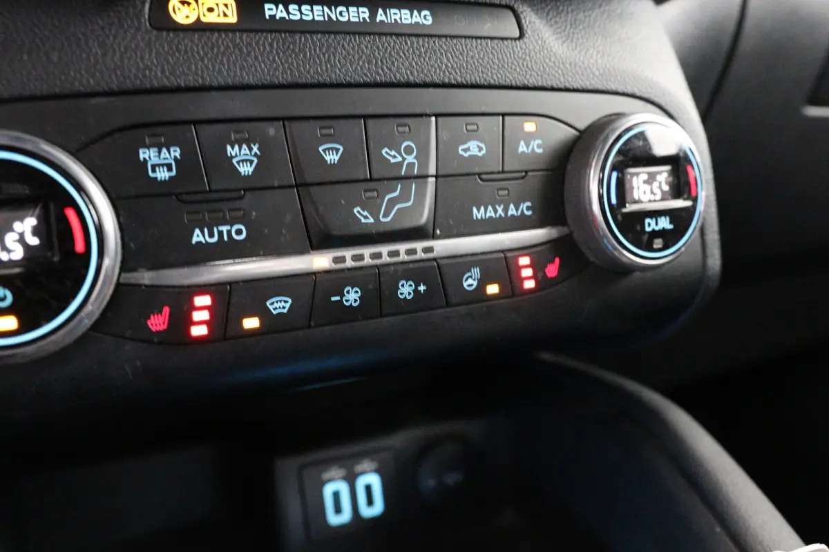 1.5EB ST-Line X Dealer Onderhouden! | Trekhaak | Winterpack | B&O | Clima | Camera | HUD | LED | Navi | Cruise Control | Keyless | Elk. Achterklep | DAB | Parkeersensoren V+A