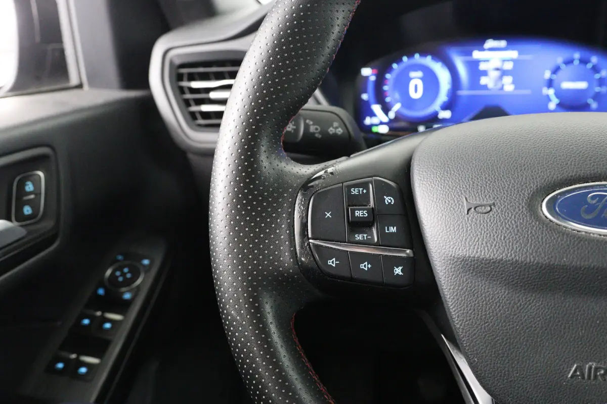 1.5EB ST-Line X Dealer Onderhouden! | Trekhaak | Winterpack | B&O | Clima | Camera | HUD | LED | Navi | Cruise Control | Keyless | Elk. Achterklep | DAB | Parkeersensoren V+A