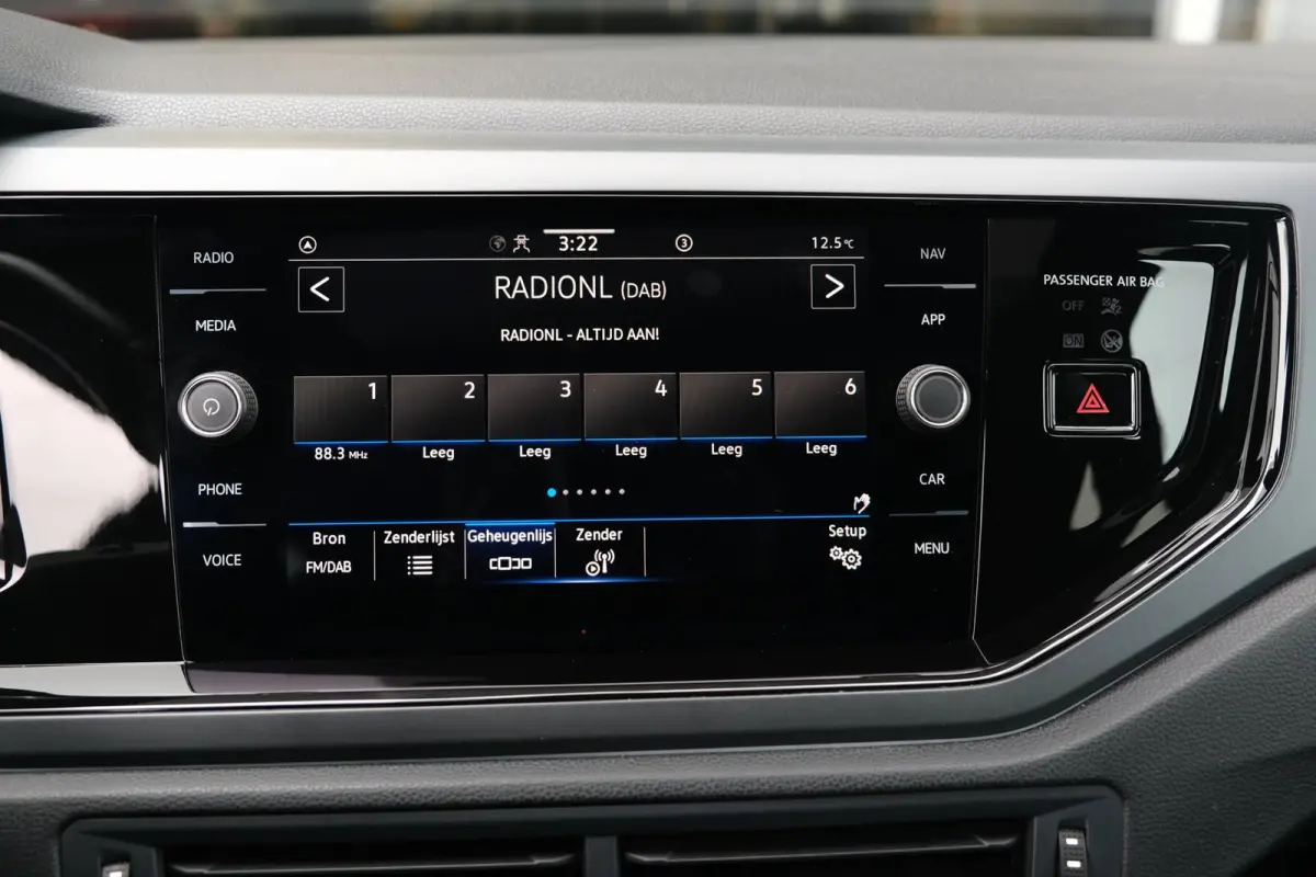 1.0 TSI 2x R-Line 116PK DSG Pano Carplay Led Virtual Acc Pdc