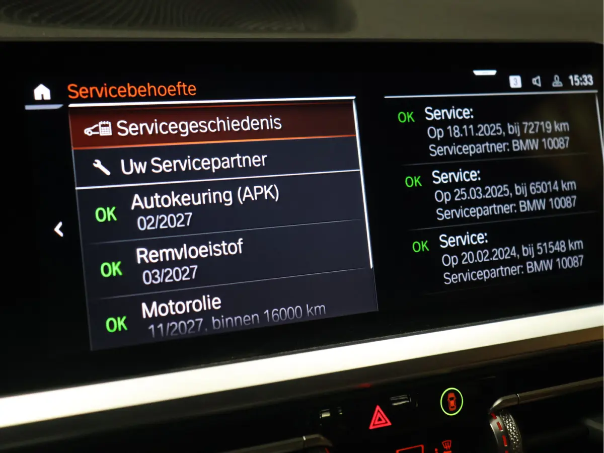 318i M Sport [APPLE CARPLAY, CRUISE CONTROL, DIGITAL DASH, TREKHAAK, PDC V+A, LED, LEDER, NAVIGATIE, BLUETOOTH, CLIMATE CONTROL, NIEUWSTAAT]