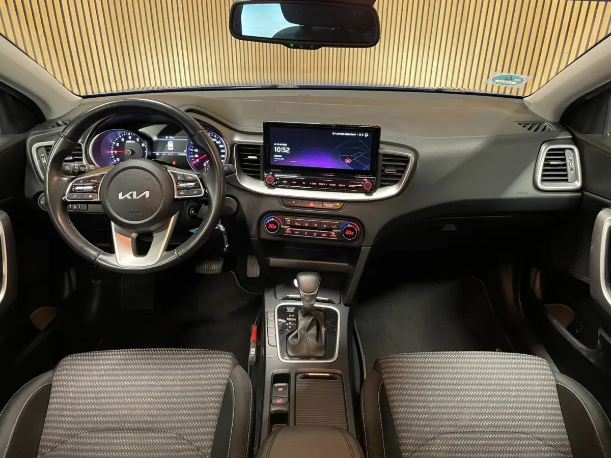 1.0 T-GDi MHEV DynamicLine|AUTOMAAT|CARPLAY|CAMERA|CRUISE+CLIMATE CONTROL|NAVIGATIE|LANE-ASSIST|PDC-A|NAP|NL-AUTO|IN.BTW|