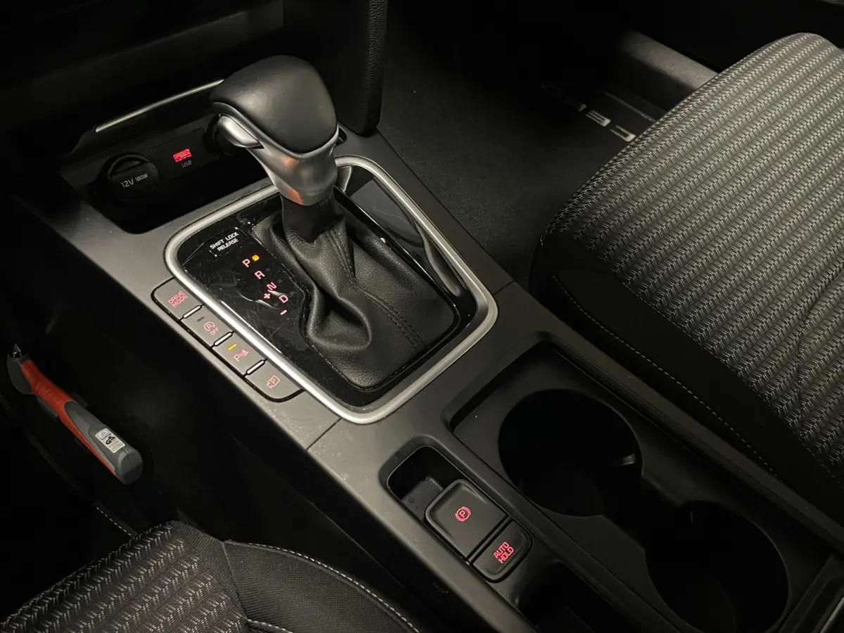1.0 T-GDi MHEV DynamicLine|AUTOMAAT|CARPLAY|CAMERA|CRUISE+CLIMATE CONTROL|NAVIGATIE|LANE-ASSIST|PDC-A|NAP|NL-AUTO|IN.BTW|