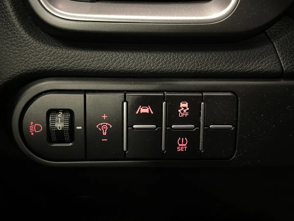 1.0 T-GDi MHEV DynamicLine|AUTOMAAT|CARPLAY|CAMERA|CRUISE+CLIMATE CONTROL|NAVIGATIE|LANE-ASSIST|PDC-A|NAP|NL-AUTO|IN.BTW|