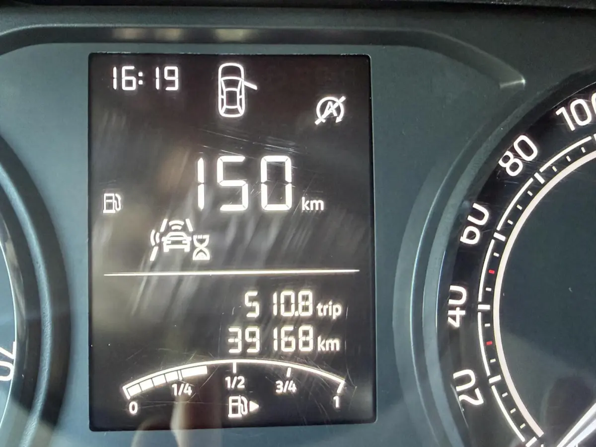 1.0 Active 5 Drs Airco Cruise Lage km stand NAP