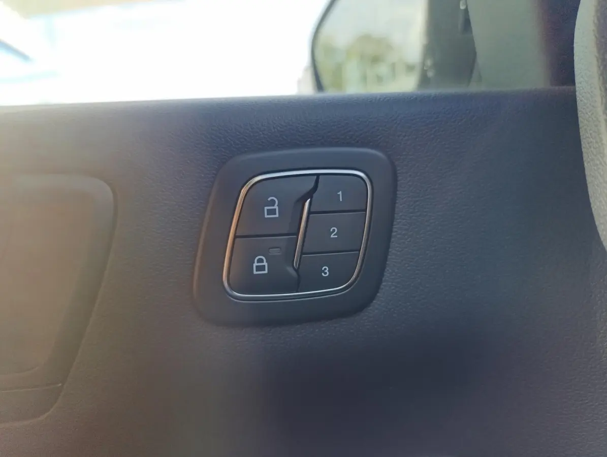 2.5 PHEV ST-Line X | VOORRAAD! | Black Pack | Panodak | Elek. trekhaak | Adaptive Cruise | AGR stoelen met memory | Stoel/stuur voorruitverwarming | B&O Audio | Dodehoekdetectie | Elek. klep