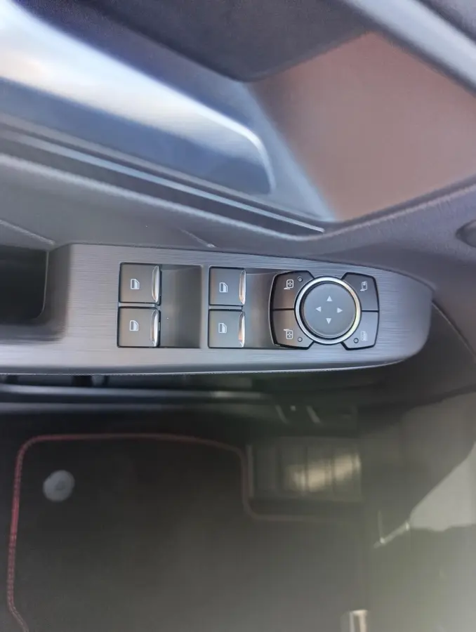 2.5 PHEV ST-Line X | VOORRAAD! | Black Pack | Panodak | Elek. trekhaak | Adaptive Cruise | AGR stoelen met memory | Stoel/stuur voorruitverwarming | B&O Audio | Dodehoekdetectie | Elek. klep