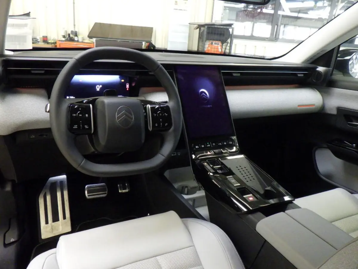 1.2 Hybrid 145 Max tot 8 Jaar Garantie! | Navigatie | Elektr. Stoelen | Massagestoelen | Elektr. Achterklep | HUD | Stoel/Stuurverwarming |!!