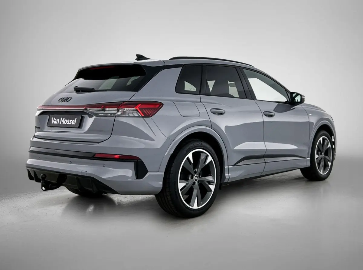 S edition performance 82 kWh 286 PK | Navigatie | Glazen Panoramadak | Adaptive Cruise Control | Privacy Glas | Optiek Pakket Zwart | Stoelverwarming | Trekhaak |