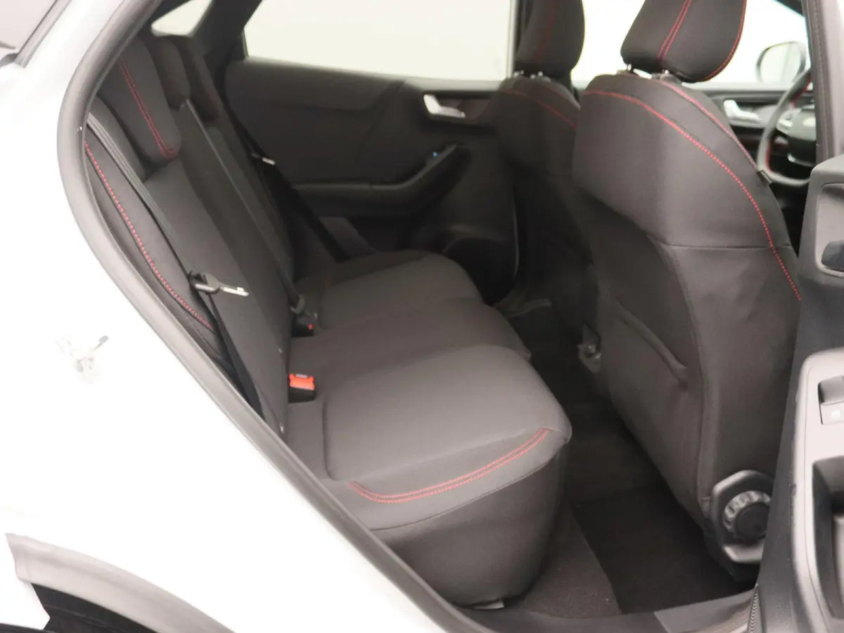 1.0 EcoBoost ST-Line | UIT VOORRAAD LEVERBAAR | Winter Pack | Keyless Entry | Elektrische achterklep |
