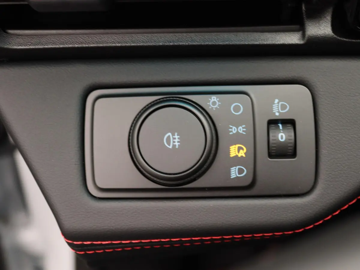 1.0 EcoBoost ST-Line | UIT VOORRAAD LEVERBAAR | Winter Pack | Keyless Entry | Elektrische achterklep |