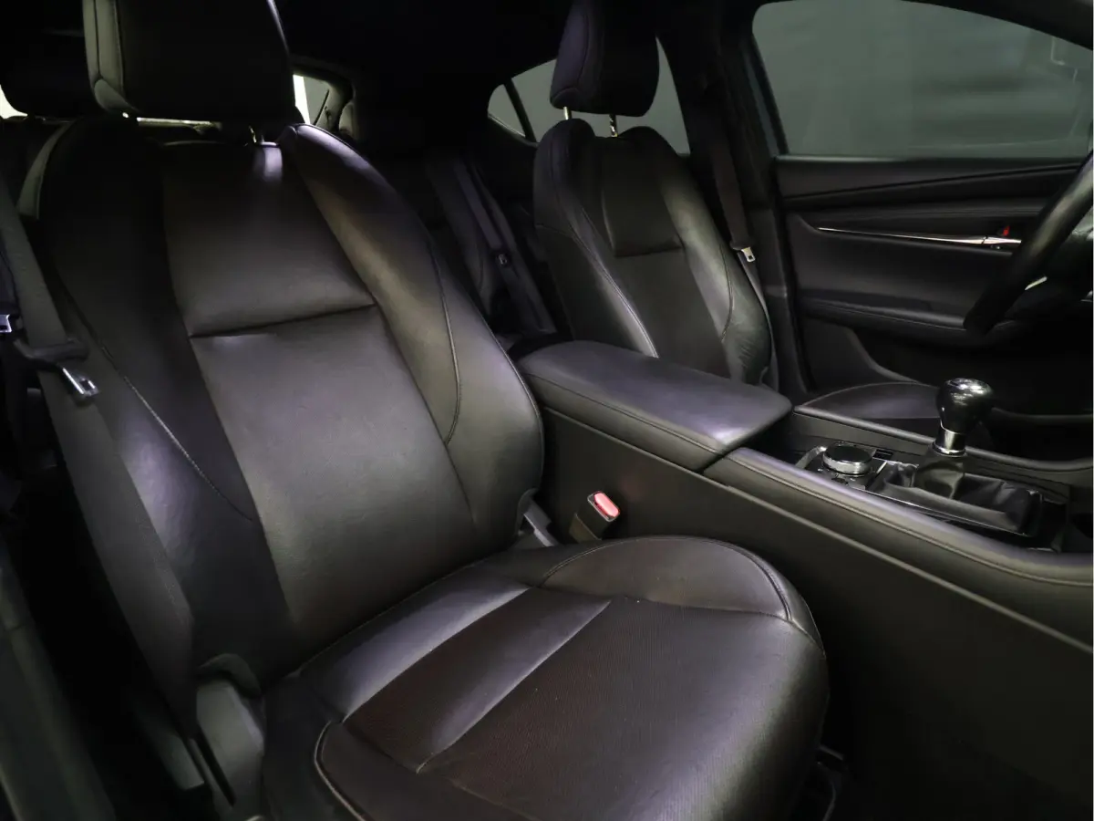 2.0 e-SkyActiv-G M Hybrid 122 Comfort met Bose [APAPTIVE CRUISE CONTROL, APPLE CARPLAY, ANDROID, BOSE SOUND SYSTEM, MEMORY SEATS, STOELVERWARMING STUUR VERWARMING, CAMERA, PDC V+A, BLUETOOTH