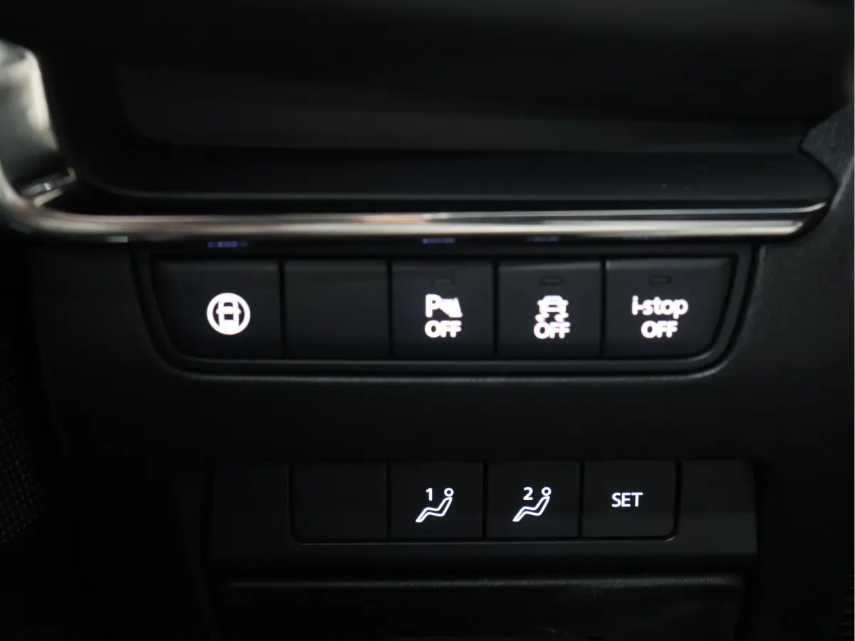 2.0 e-SkyActiv-G M Hybrid 122 Comfort met Bose [APAPTIVE CRUISE CONTROL, APPLE CARPLAY, ANDROID, BOSE SOUND SYSTEM, MEMORY SEATS, STOELVERWARMING STUUR VERWARMING, CAMERA, PDC V+A, BLUETOOTH