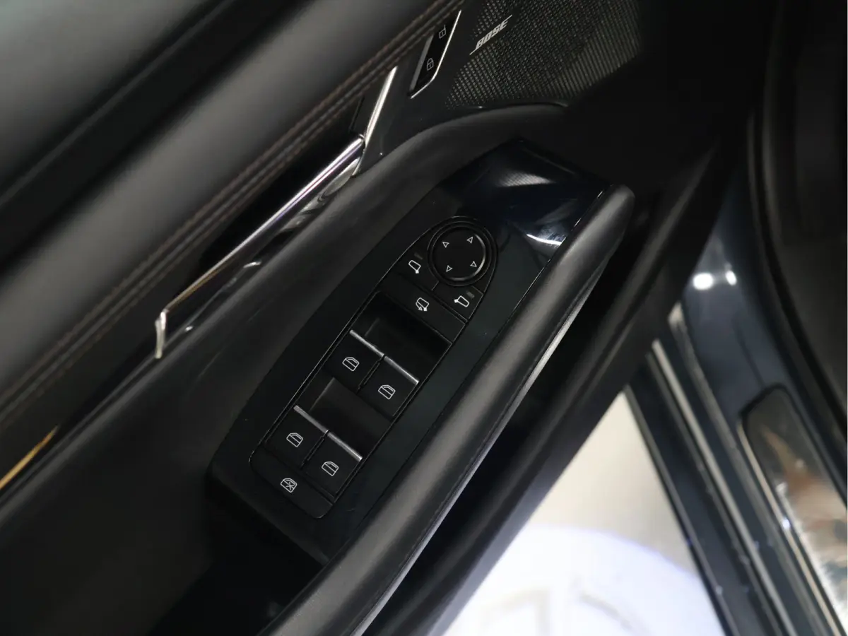 2.0 e-SkyActiv-G M Hybrid 122 Comfort met Bose [APAPTIVE CRUISE CONTROL, APPLE CARPLAY, ANDROID, BOSE SOUND SYSTEM, MEMORY SEATS, STOELVERWARMING STUUR VERWARMING, CAMERA, PDC V+A, BLUETOOTH