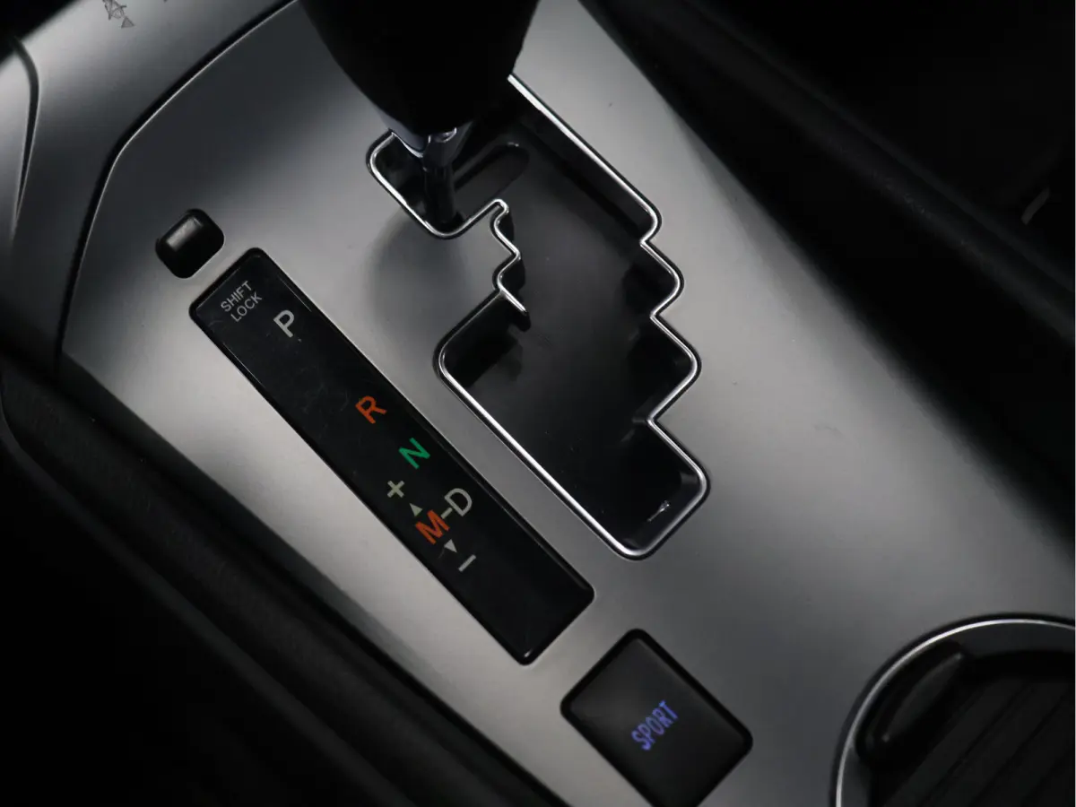 1.8 VVT-i SkyView Edition [STOELVERWARMING, CAMERA, CRUISE CONTROL, CLIMATE CONTROL, BLUETOOTH, START STOP SYSTEEM, MULTIFUNCTIONEEL STUURWIEL, LED, NAVIGATIE, NIEUWSTAAT]