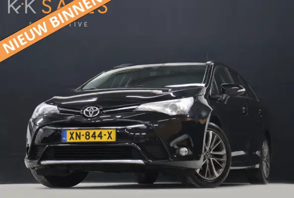 1.8 VVT-i SkyView Edition [STOELVERWARMING, CAMERA, CRUISE CONTROL, CLIMATE CONTROL, BLUETOOTH, START STOP SYSTEEM, MULTIFUNCTIONEEL STUURWIEL, LED, NAVIGATIE, NIEUWSTAAT]