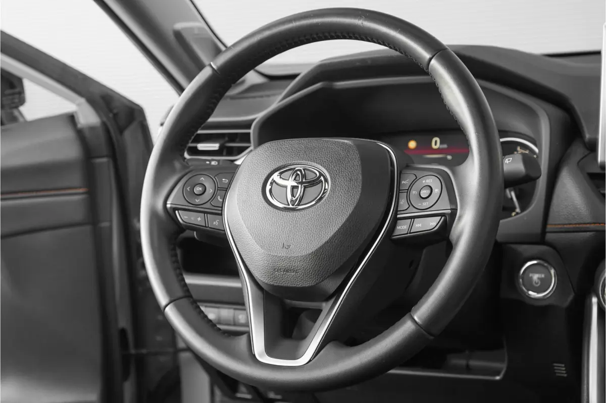 2.5 Hybrid AWD ADVENTURE Pano JBL