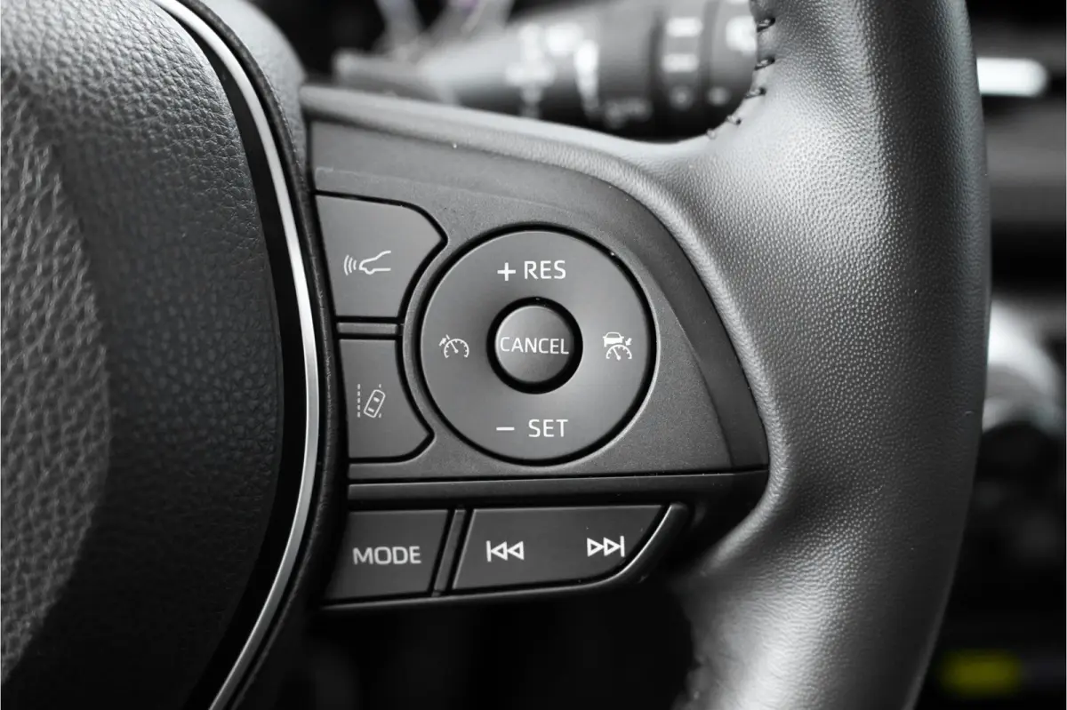 2.5 Hybrid AWD ADVENTURE Pano JBL