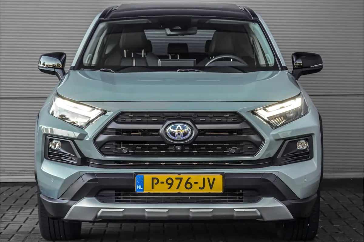 2.5 Hybrid AWD ADVENTURE Pano JBL