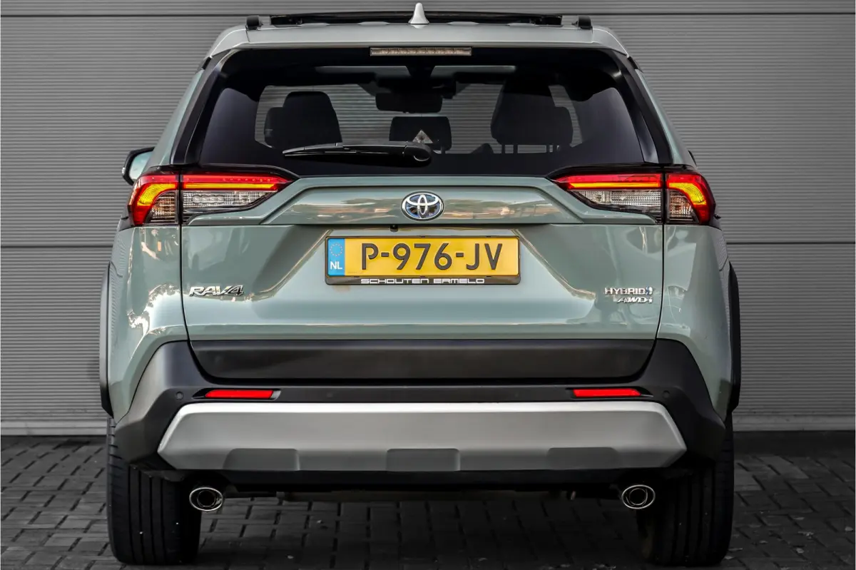 2.5 Hybrid AWD ADVENTURE Pano JBL