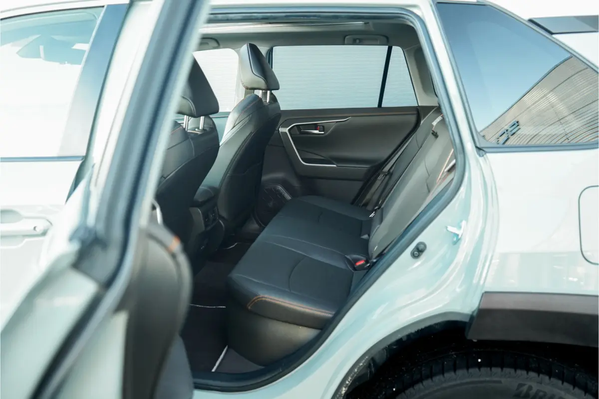 2.5 Hybrid AWD ADVENTURE Pano JBL
