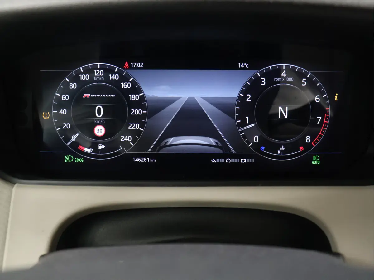 2.0 P300 Turbo AWD R-Dynamic SE [APPLE CARPLAY, ANDROID, MERIDIAN SURROUND SYSTEM, CRUISE CONTROL, STOELVERWARMING, MEMORY SEATS, STOELVENTILATIE, DIGITAL DASH, ELEKTRISCHE ACHTERKLEP, CLIMA