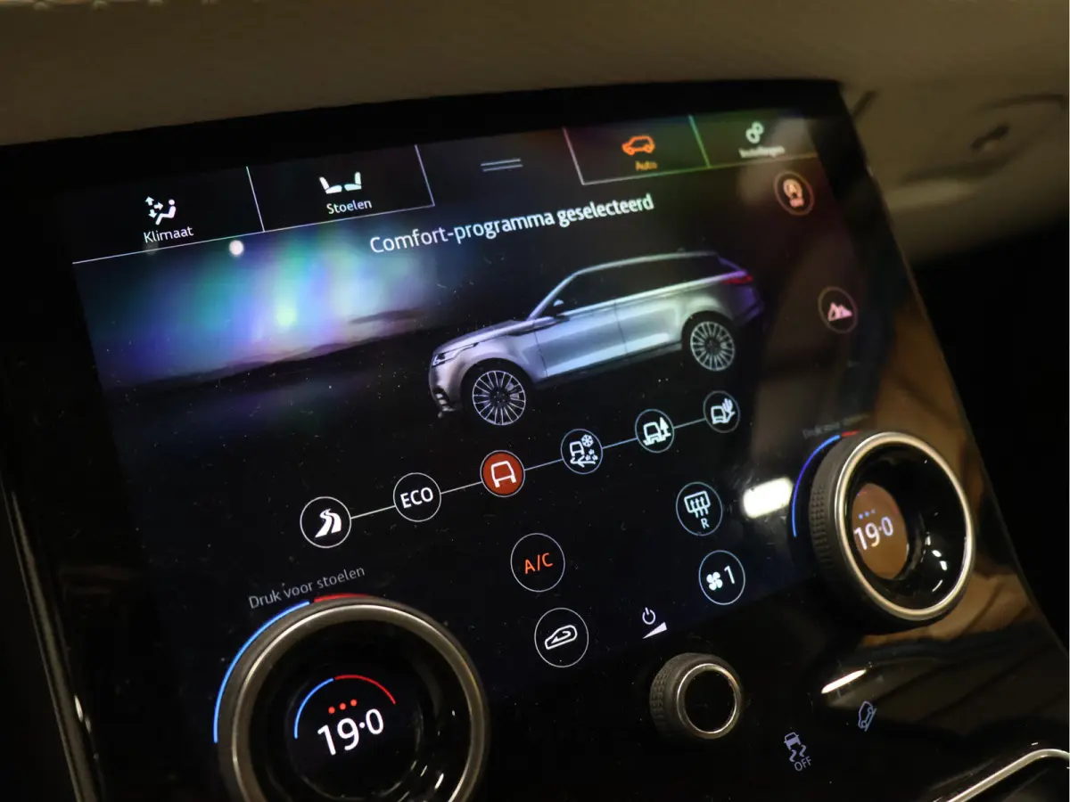 2.0 P300 Turbo AWD R-Dynamic SE [APPLE CARPLAY, ANDROID, MERIDIAN SURROUND SYSTEM, CRUISE CONTROL, STOELVERWARMING, MEMORY SEATS, STOELVENTILATIE, DIGITAL DASH, ELEKTRISCHE ACHTERKLEP, CLIMA