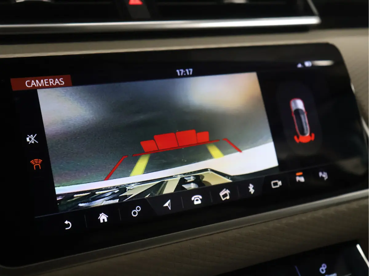 2.0 P300 Turbo AWD R-Dynamic SE [APPLE CARPLAY, ANDROID, MERIDIAN SURROUND SYSTEM, CRUISE CONTROL, STOELVERWARMING, MEMORY SEATS, STOELVENTILATIE, DIGITAL DASH, ELEKTRISCHE ACHTERKLEP, CLIMA