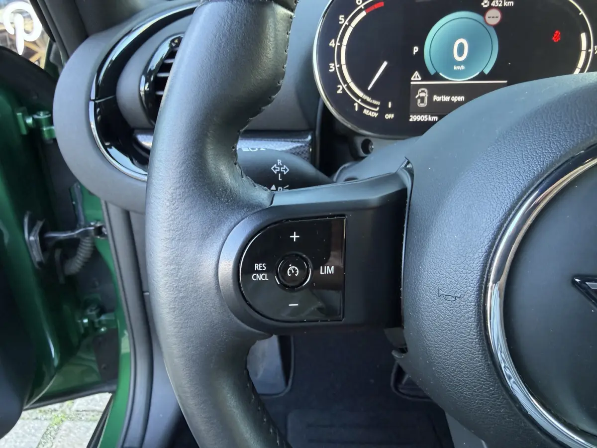 1.5 Cooper Leder/Camera/Apple