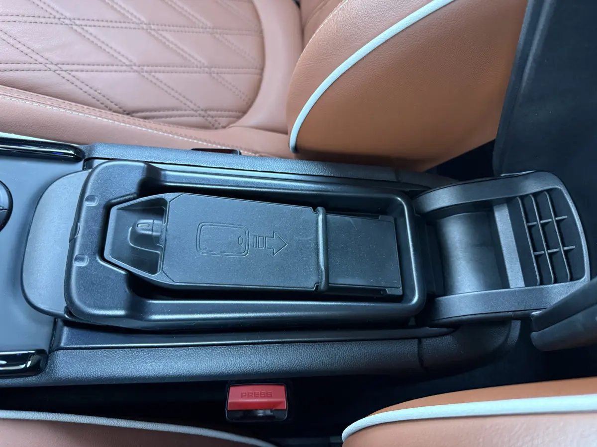1.5 Cooper Leder/Camera/Apple