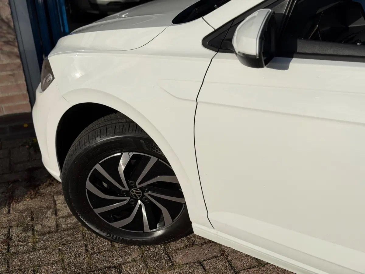 1.0 TSI Life Edition 2024 WIT NAVI NAP BTW!