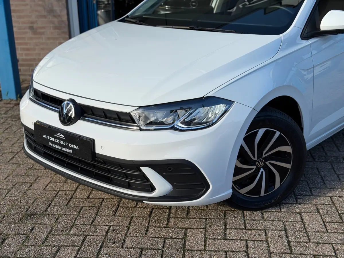 1.0 TSI Life Edition 2024 WIT NAVI NAP BTW!