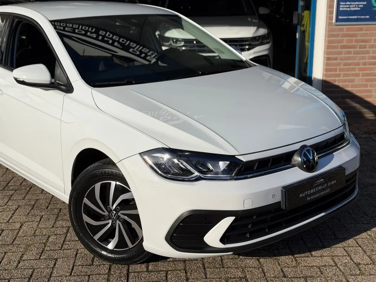 1.0 TSI Life Edition 2024 WIT NAVI NAP BTW!