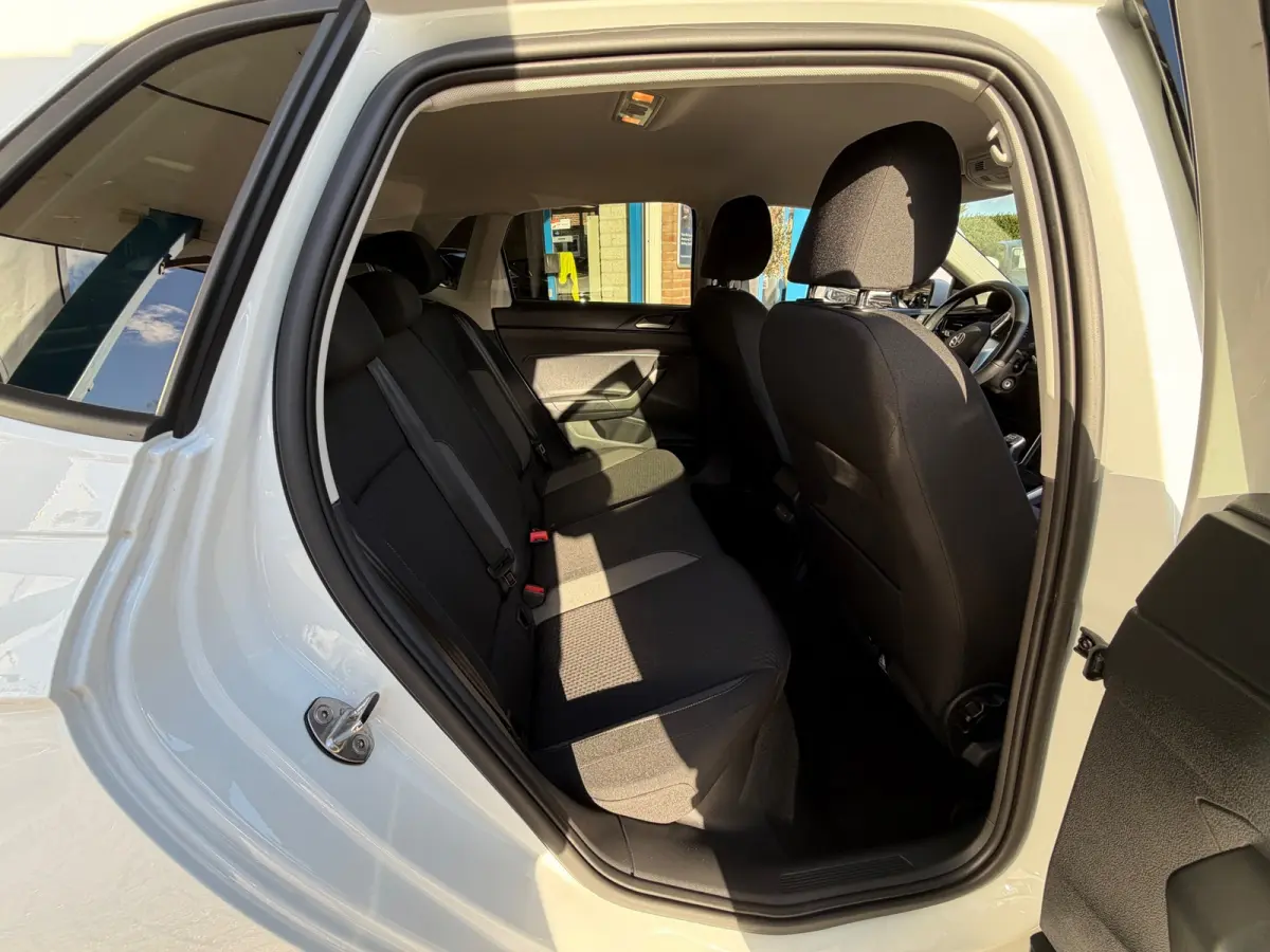 1.0 TSI Life Edition 2024 WIT NAVI NAP BTW!