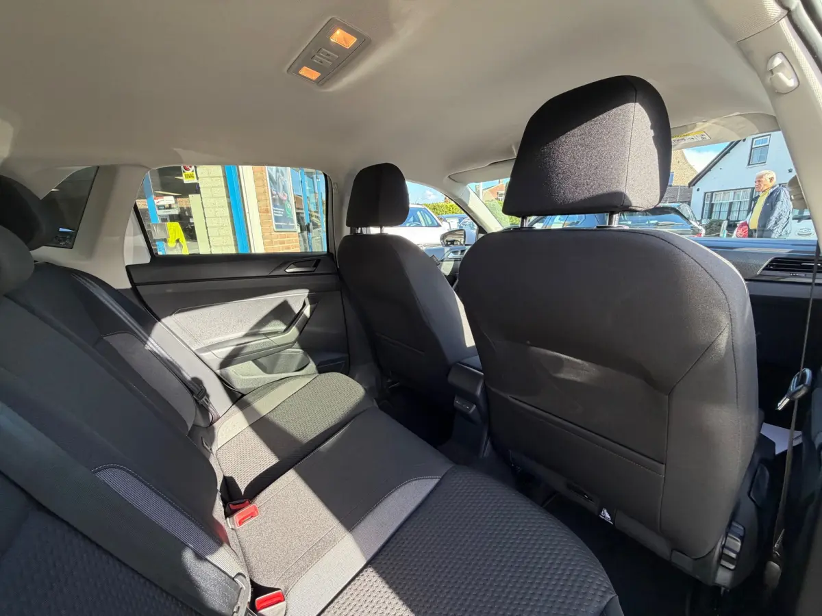1.0 TSI Life Edition 2024 WIT NAVI NAP BTW!