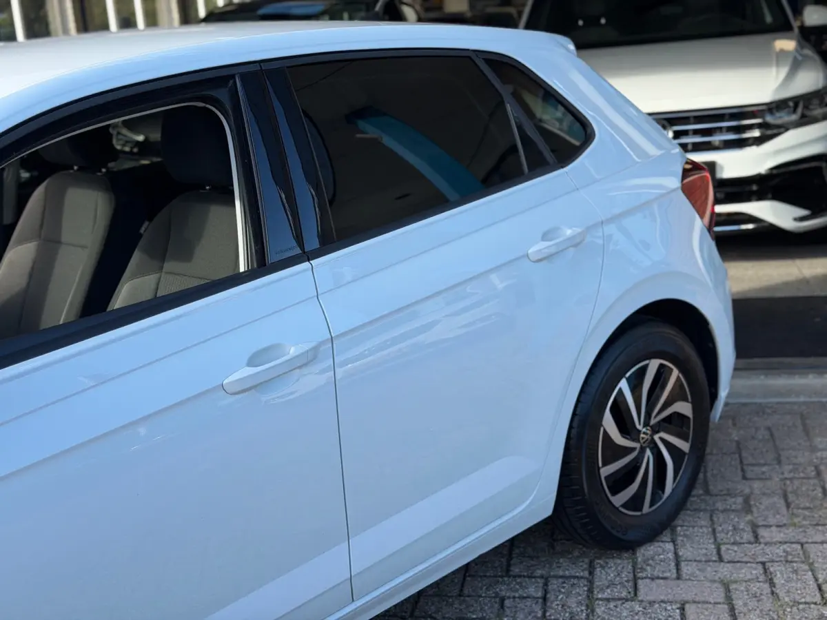 1.0 TSI Life Edition 2024 WIT NAVI NAP BTW!