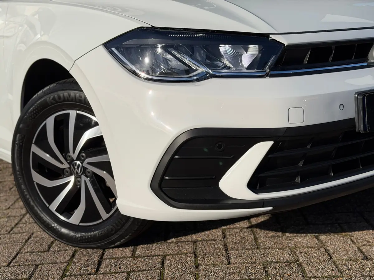 1.0 TSI Life Edition 2024 WIT NAVI NAP BTW!